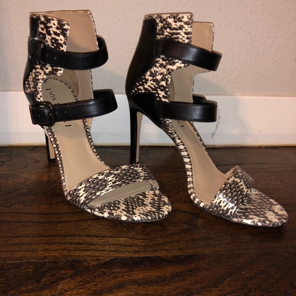 via spiga snakeskin shoes